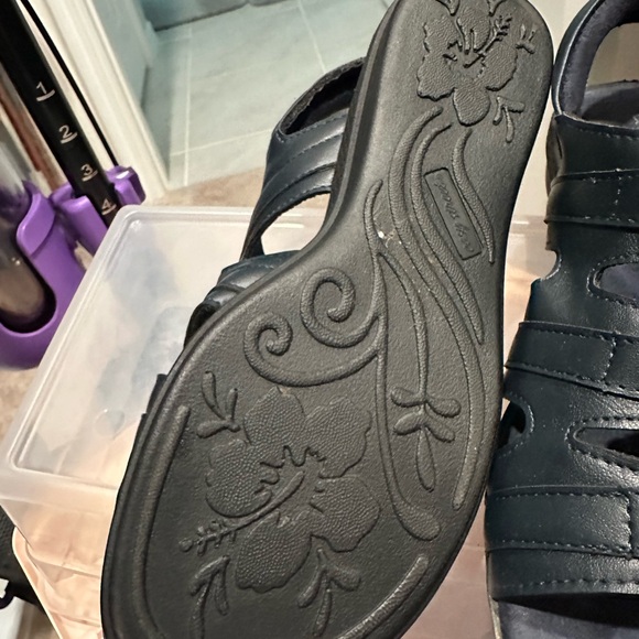 Navy sandals - Picture 9 of 9